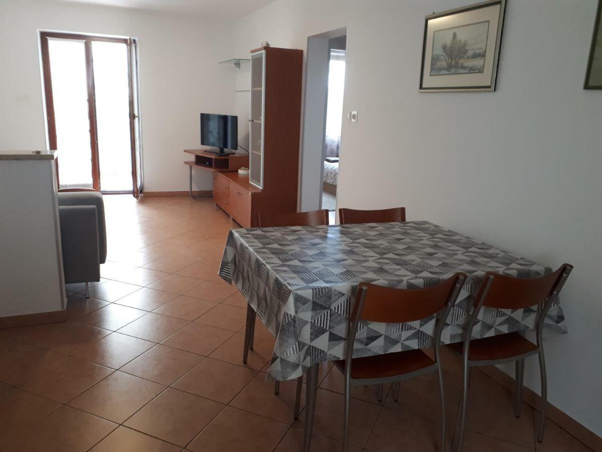Apartment Lea Cres Εξωτερικό φωτογραφία