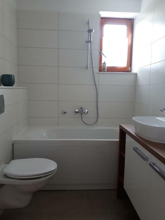 Apartment Lea Cres Εξωτερικό φωτογραφία